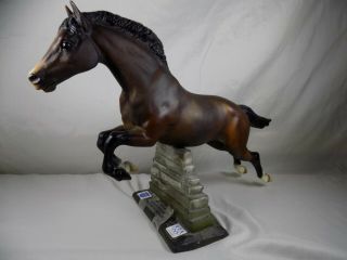 Vintage Breyer Jumping Horse Snowbound USET Olympic Dappled Bay with Wall 2