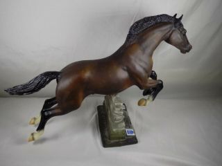 Vintage Breyer Jumping Horse Snowbound USET Olympic Dappled Bay with Wall 5