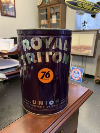 5 Qt (quart) Royal Triton 76 Union Oil Can