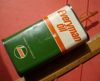 Vintage Collectable Oil Can Oiler Everyman Flexible Spout Tin 8.  79 Fl.  Ozs
