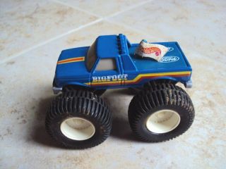 Vintage Hot Wheels Big Foot Ford Pickup Truck With Tall Tires,  Loose