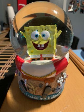 Spongebob Squarepants Patrick Musical Snow Globe.