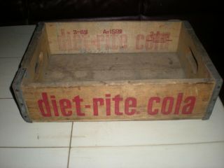 Vintage Grand Rapids,  Mi.  Diet - Rite Cola Wooden Pop Bottle Crate