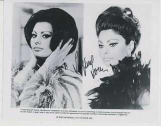 Sophia Loren - Lovely Actress - " El Cid /fall Of The Roman Empire " - Signed 8x10 Pic