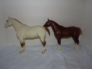 2 BREYER HORSE TRADITIONAL BROWN & WHITE STALLION 3