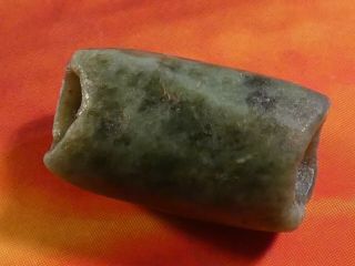 ANCIENT PRE - COLUMBIAN MESOAMERICAN RICH GREEN JADE NECKLACE BEAD 16.  5 BY 9.  2 MM 4