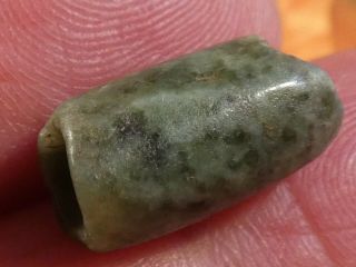ANCIENT PRE - COLUMBIAN MESOAMERICAN RICH GREEN JADE NECKLACE BEAD 16.  5 BY 9.  2 MM 8