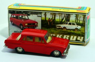 Moskvitch 408 A1 1/43 Red Rare Vintage Ussr Russian Diecast W/box,