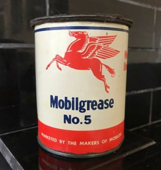 Vacuum Oil Co.  Mobilgrease No.  5 1 Lb Pound Vintage Tin