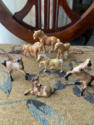 Vintage Hagen Renaker Set Of 7 Horse Figures.  2 Families Of 3,  & A Smaller Single