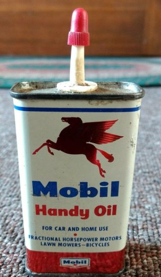 Vintage Mobil Oil Co.  " Handy Oil " 4 Oz Can.  Full
