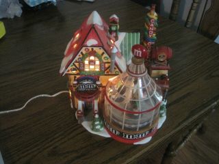 DEPARTMENT 56 M & M ' S NORTH POLE SERIES M & M CANDY FACTORY LIGHT & MOTION 2