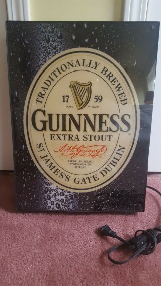 Guinness 13.  5 X 18.  5 Fluorescent Light Box,  Great For A Bar