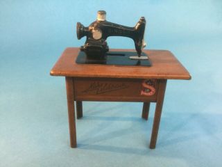 Rare Antique Toy Cast Iron & Pressed Steel “ Singer Sewing Machine “ Still Bank