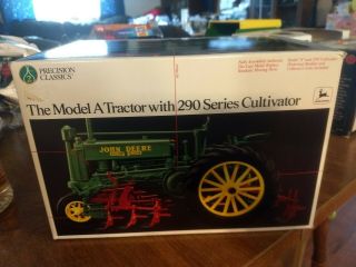 Precision Classics John Deere Die Cast 1/16 Scale The Model A Tractor W 290.