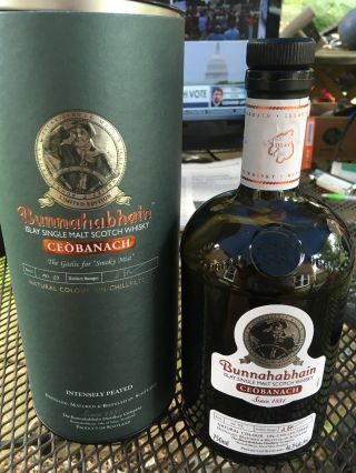 Bunnahabhain Ceobanach Islay Peated Single Malt Scotch Whisky Bottle & Canister