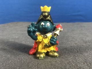 Vintage Schleigh 1978 Peyo Smurf King Toy Figurine Sceptre Red Cape Gold Shoes