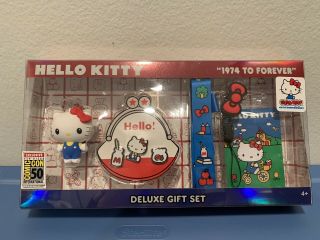 Hello Kitty Deluxe Gift Set Exclusive Sdcc 2019 45th Anniversary Pins