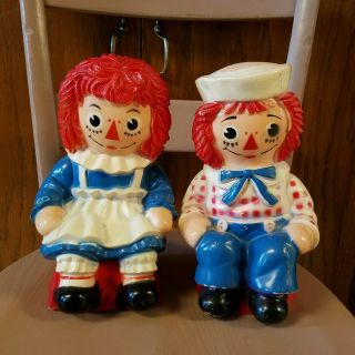 Vintage Raggedy Ann And Andy Plastic Coin Banks Bobbs Merrill 1972 10 1/2 " Tall