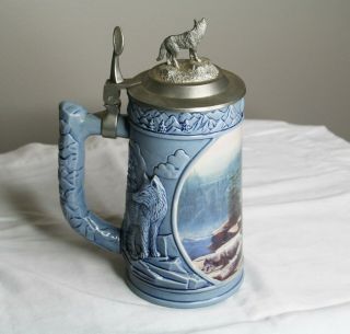 Vintage Cry of the Wolfpack Lidded Stein Tankard - Longton Crown - First Issue 3