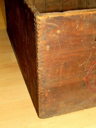 RARE ANTIQUE PRE - PROHIBITION COMMANDER QUALITY BEER WOOD CRATE ADVERTISITNG 8