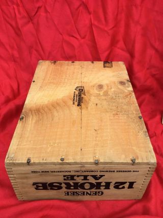 Vintage Genesee 12 Horse Ale Wood Crate Carry Box w/ Handle and Dovetail Corners 6