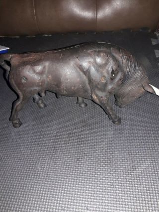 VINTAGE HEAVY CAST IRON BLACK BULL WITH HORNS / COW BANK / 2 PIECE COIN 2