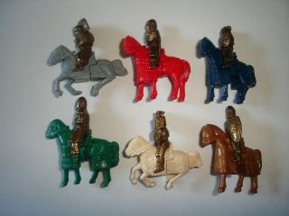 Metal Figurines Set - Knights With Horses Brass - Kinder Surprise Miniatures