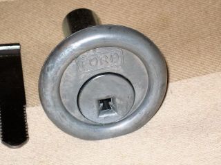 Authentic Ford Gumball Machine F50 Lock and Key - - For gum candy nuts 5