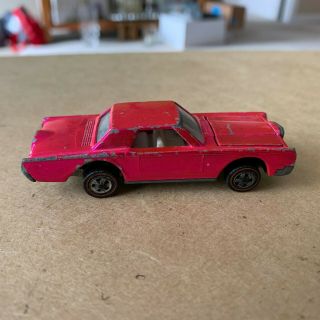 Rare Hot Wheels Redline Custom Continental Mark III Hot Pink 1968 3
