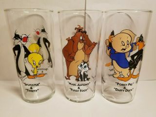 3 Rare Looney Tunes 6  Glass Tumblers 1994 - Porky Pig,  Marc Antony,  Tweety 3