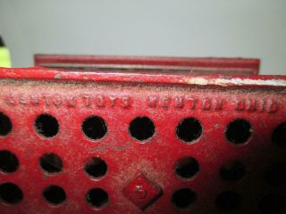 Vintage / Antique KENTON OHIO TOYS cast iron RADIO BANK paint 4