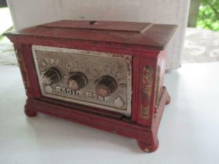 Vintage / Antique KENTON OHIO TOYS cast iron RADIO BANK paint 7