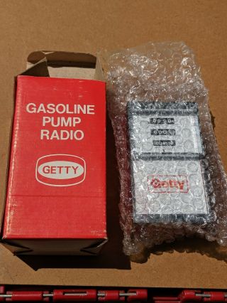 Vintage Getty Oil Gaspump Radio - 1970s Promotional Transistor Radio. 5