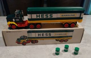 Hess 1976 Toy Tanker Truck With Barrels And Lights
