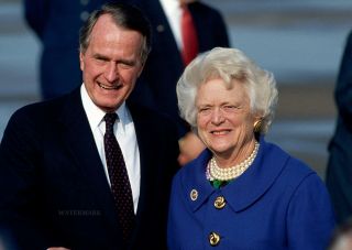 41st President Of The Usa George Hw Bush With Barbara Bush Dc Publicity Photo