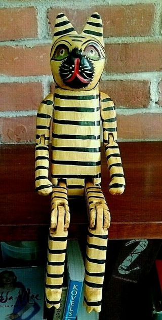 14 " Americana Rustic Primitive? Folk Art Hand Carved Wooden Jointed Striped Cat