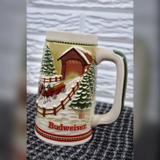 Vintage 1984 Anheuser - Busch Budweiser Christmas Holiday Stein Mug Clydesdales