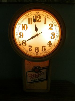 Vintage 1988 Miller High Life Beer Light Up Wall Clock Lighted Beer Sign