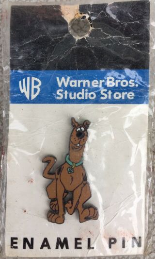 Warner Bros.  Studio Store Scooby Doo Lapel Pin - In Package