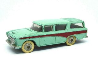 Dinky 173 Nash Rambler Cross Country Station Wagon (turquoise/cerise)