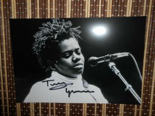 Tracey Chapman,  Musician/ Singer,  Hand Signed Photo 6 X 4
