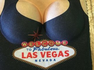 Novelty Las Vegas Silicone Boob Foam Can Boobzie Koozie Coozie Drink Holder 2