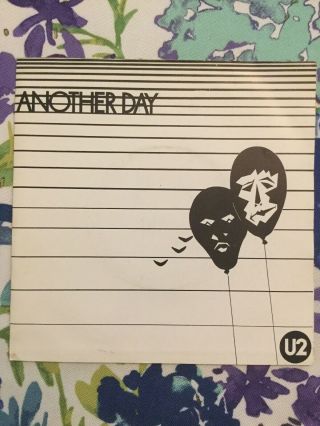 U2 - Another Day/twilight Very Rare Irish Press Yellow 7” Vinyl 1979