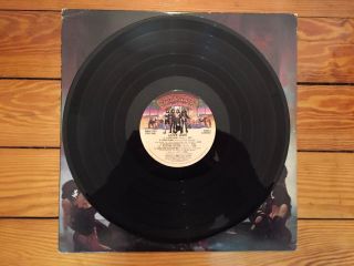 Kiss - Love Gun 1977 Casablanca NBLP 7057 w/all inserts Jacket VG,  Vinyl NM - 5