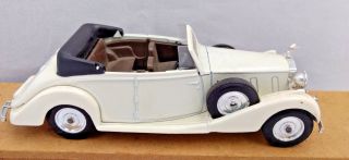 Rolls Royce Phantom Iii Solido Diecast Toy Car 1/43 Scale No.  46 Vintage White