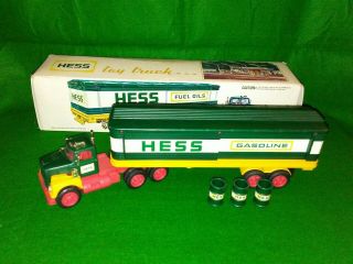 Vintage 1976 Hess Fuel Oils Barrel Truck Toy W/ Box And 3 Barrels Amerada Hess
