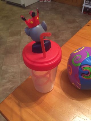 Chuck E Cheese Bobble Head Cup With Straw And Ball GUC 3