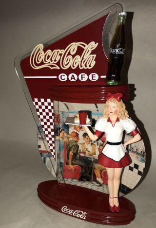 2002 Bradford Exchange Coca Cola Cafe Plate/diorama - 1950s Scene - 4th In A Series