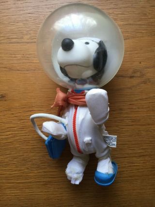 Snoopy Nasa Astronaut - Figure In Space Suit - United Feature Inc 1969